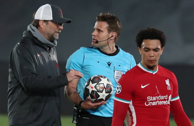 [F1]维斯塔潘第三段刷紫 成绩登上榜首